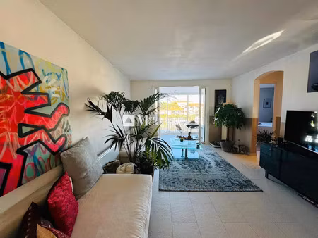 vente appartement 2 pièces 52 m² à cogolin (83310)  270 000 €