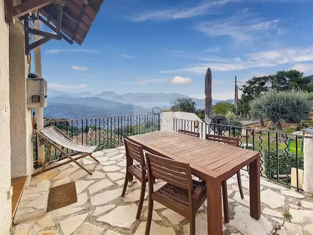 vente appartement 4 pièces 82 m² à châteauneuf-villevieille (06390)  276 000 €