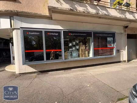 location commerce 90 m² à chambéry (73000)