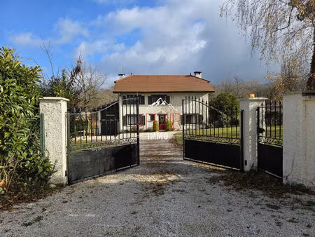 vente maison 6 pièces 180 m² neydens (74160)