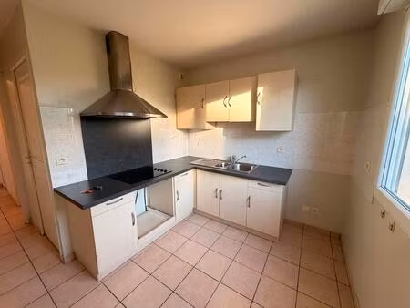 a saint paul les dax à louer t2 avec jardinet