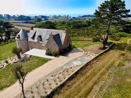 vente maison à plougrescant (22820) : à vendre / 352m² plougrescant