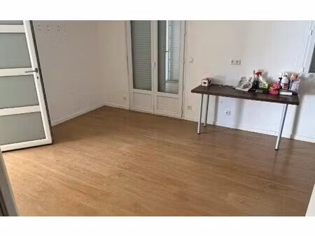 location appartement  m² t-2 à varreddes  672 €
