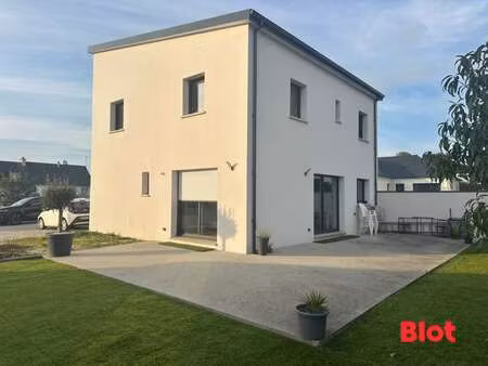 vente maison à meucon (56890) : à vendre / 125m² meucon