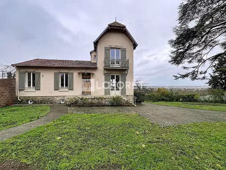 maison de 109 m² avec vue panoramique et grand terrain à andrésy