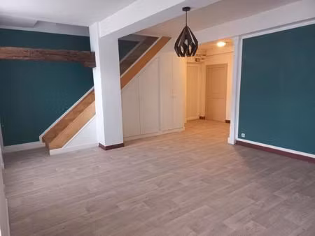 maison t4 en centre ville avec terrasse