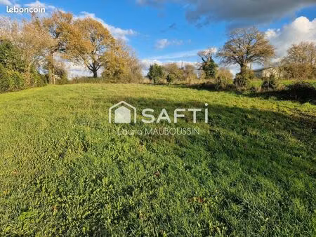 terrain 700 m² petit-auverne