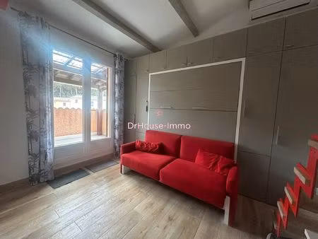 avec immo'cap a la pinede - tres beau studio climatise de 29 m2 totalement renove avec pla