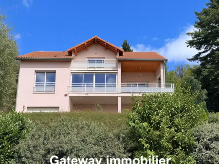 rare maison de caractere à aydat 63970