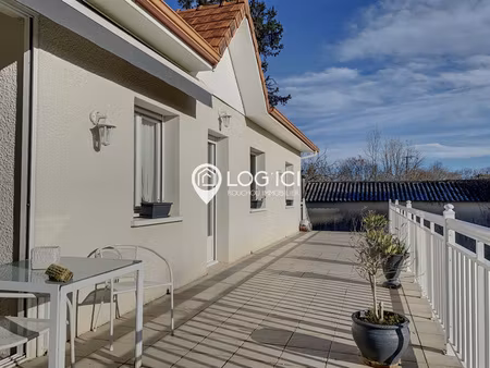 maison 90 m2 avec terrain et véranda à morlaàs