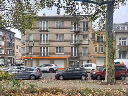 schaerbeek - rez commercial