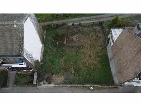 terrain à batir avec permis pour 5 appartements et parkings