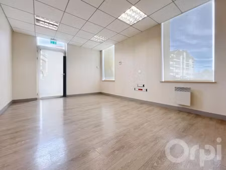 vente locaux professionnels à valleiry (74520)  395 000 €