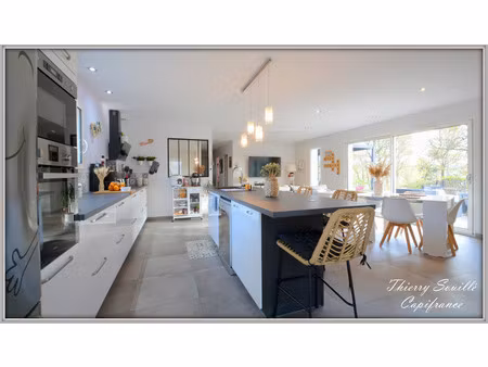 maison 7 pièces  172m²  4 chambres