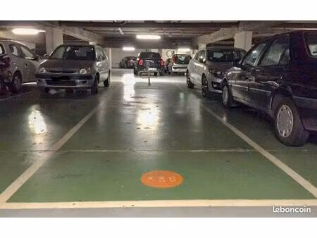 parking à louer levallois