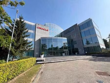 nice offices to let as per 550 m²