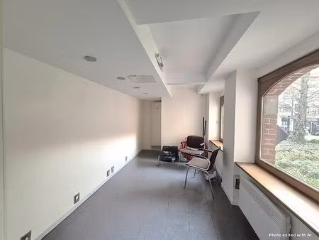 bureaux à louer à chaussée de waterloo 412f saint-gilles (vbd62191)