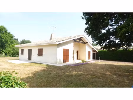 location maison 5 pièces 122.13 m² à mont-de-marsan (40000)  890 €