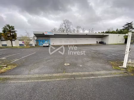 location locaux professionnels 819 m² à serres-castet (64121)  3 000 €