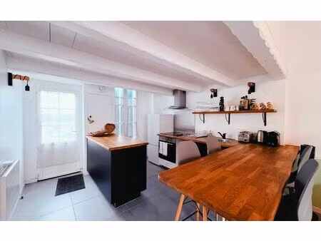 maison saint-martin-de-ré 40 m² t-3 à vendre  325 500 €