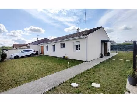 location maison  m² t-4 à charvieu-chavagneux  1 400 €