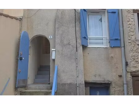 location maison  m² t-2 à régusse  455 €
