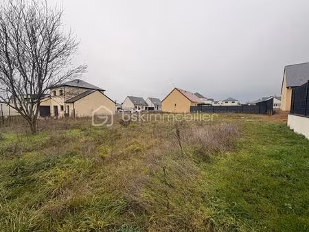 terrain de 772 m² à neuville-sur-sarthe