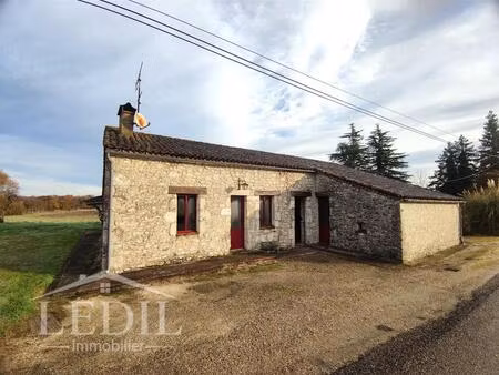 maison en pierres de 4 chambres au calme