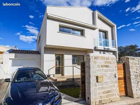 villa neuve avec piscine et garage frais de notaire offert