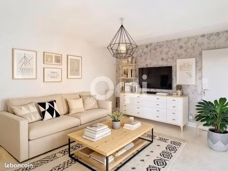 appartement 4 pièces 79 m²