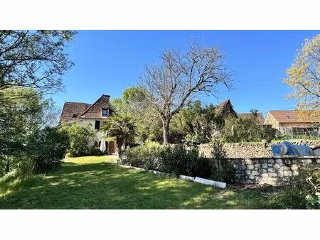 exclusivite - secteur gourdon - maison en pierre atypique  four à pains  piscine sur 3455.
