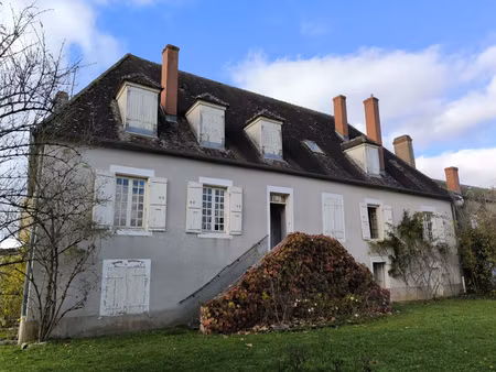 propriété sur 5517 m2 au coeur du bazois