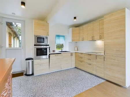 appartement en rdc  entièrement rénové  85 m²  3 chambres