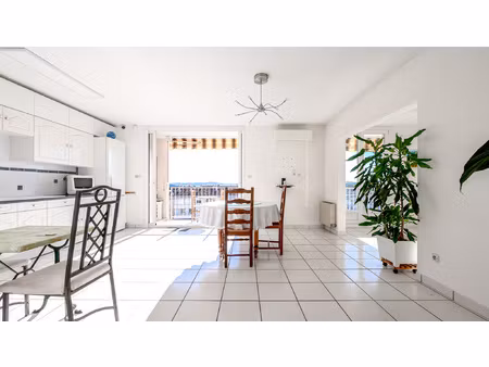 toulon escaillon t4 - 75m2 + garage calme et lumineux