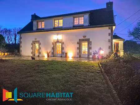 arzano : maison familiale + dépendances + 1700 m²