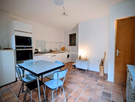 maison médiévale & dépendance vue château pays cathare