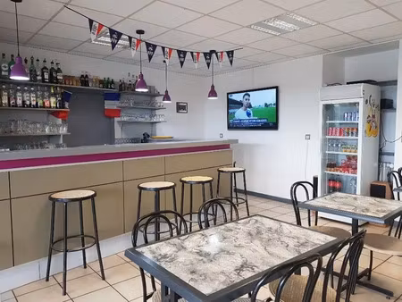 dpt ()  à vendre bar - restaurant