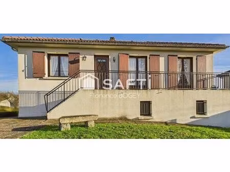 pavillon dans quartier résidentiel