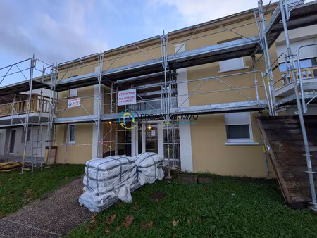 t2 avec balcon + 2 parkings – résidence avec piscine