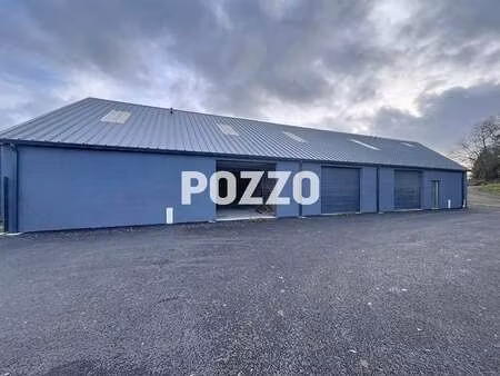 location garage box et parking à villedieu-les-poeles (50800) : à louer / 42m² villedieu-l