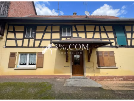 3%com corps de ferme avec dépendance et jardin