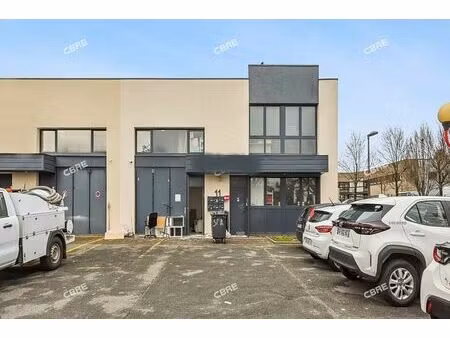 location bureau creteil 137 m²