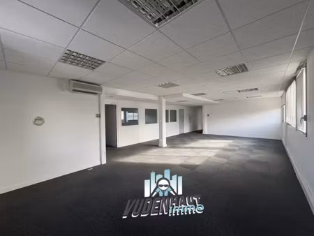 bureaux vide 269 m²