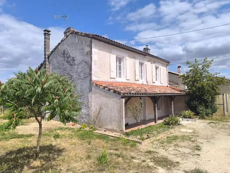 vente maison 5 pièces 95 m² à xambes (16330)  114 900 €
