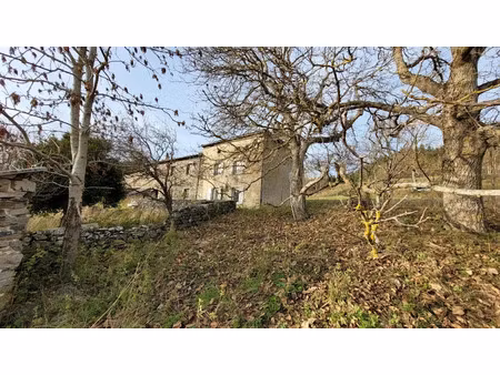 vente ferme 5 pièces 237 m² à araules (43200)  135 000 €