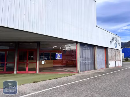 local professionnel à louer - saint-égrève (38) - 3 483€