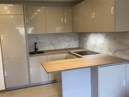 location appartement 2 pièces 45 m² à mandelieu-la-napoule (06210)