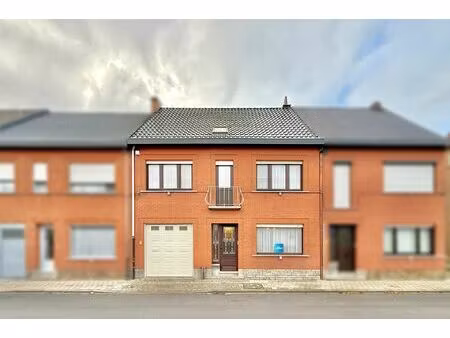 ruime woning met garage  4 slpk & tuin