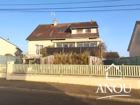 maison saint denis lanneray 5 pièce(s) 139 m2