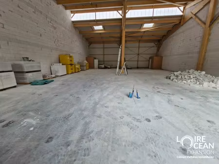 local d'activite - entrepôt a louer